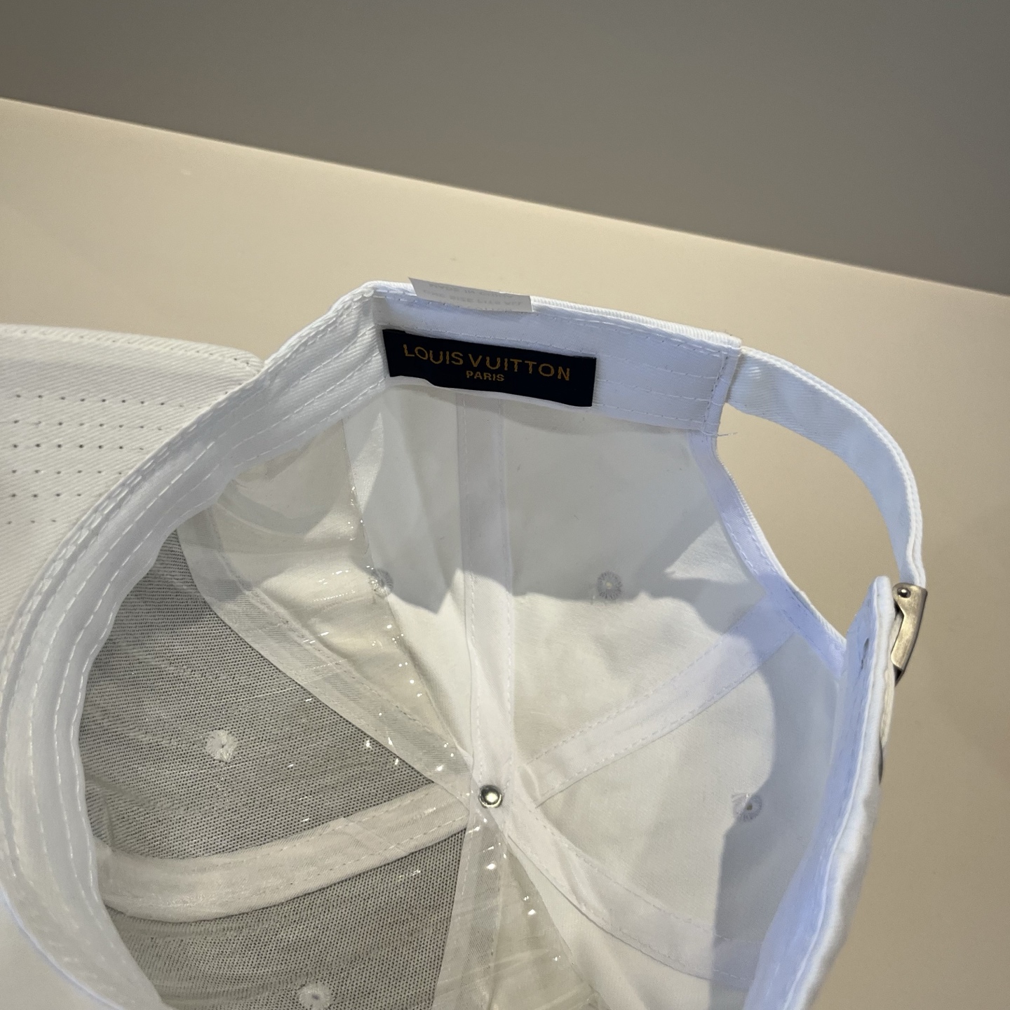 ルイ・ヴィトン「Louis Vuitton」Signature ベースボールキャップ