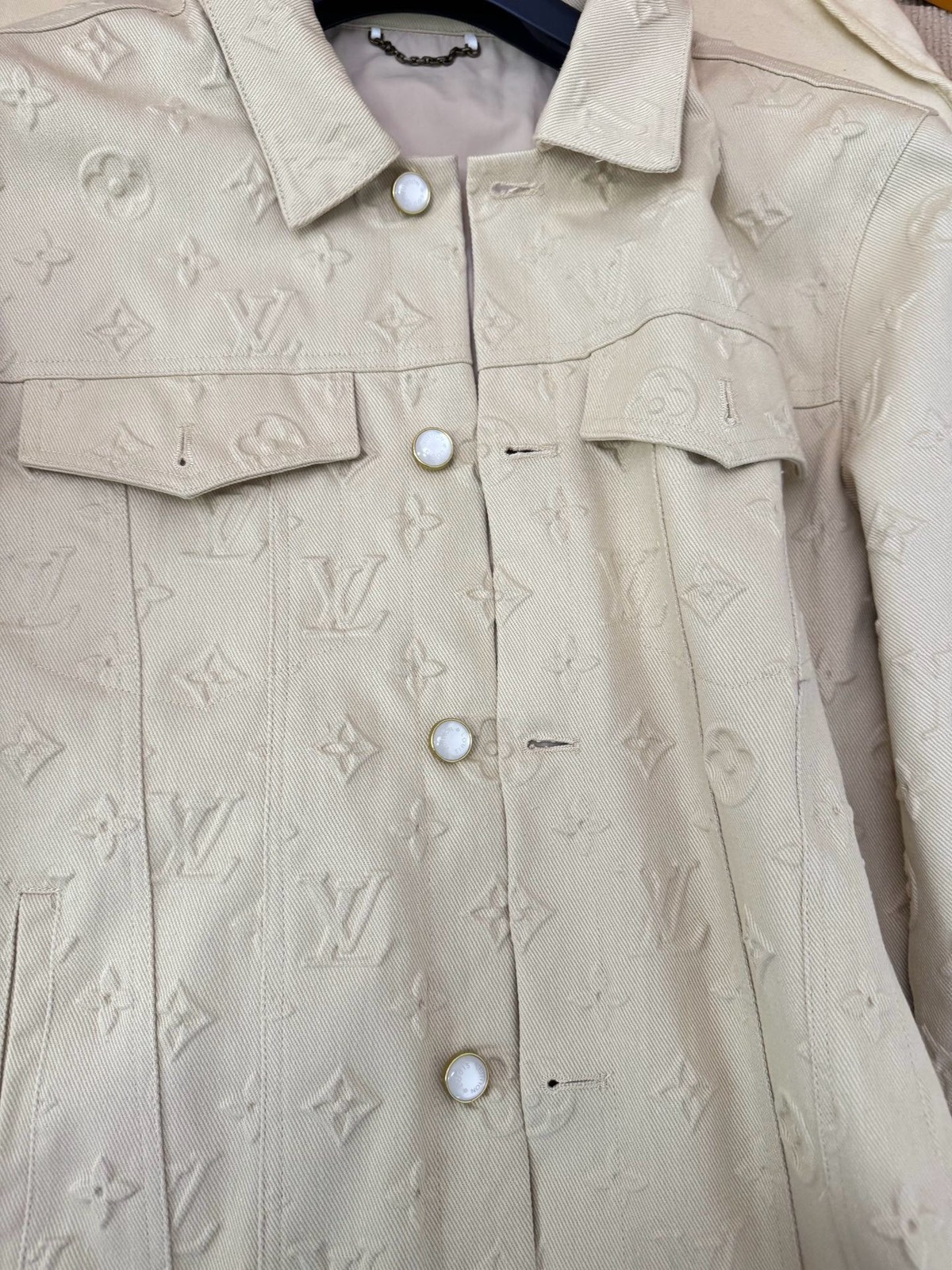 ルイ・ヴィトン「Louis Vuitton」 MONOGRAM レリーフ デニム ジャケット