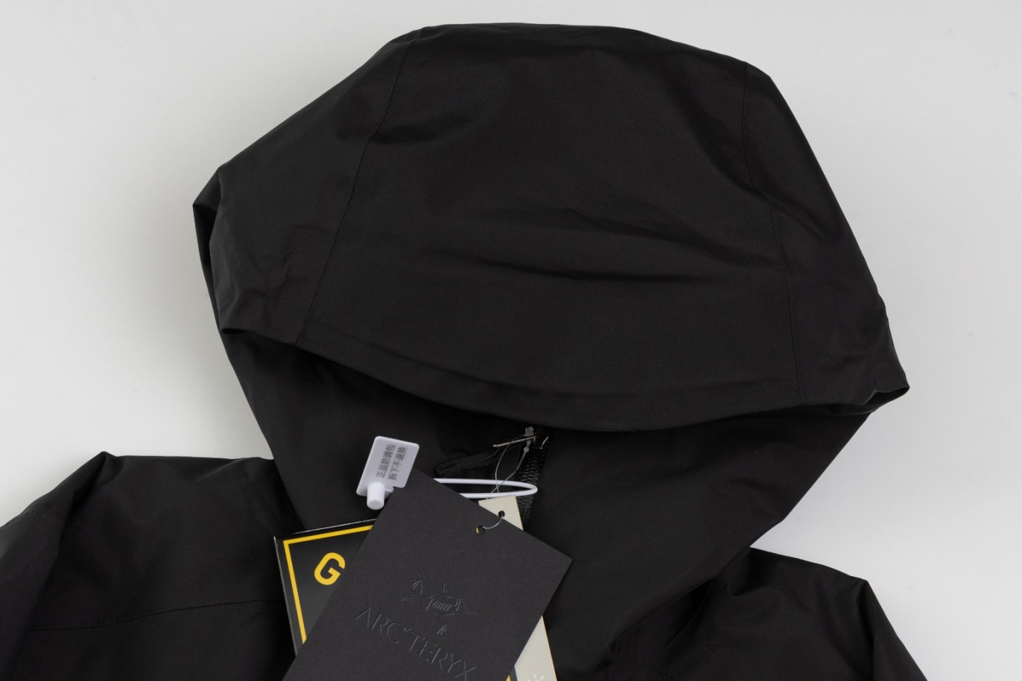 アークテリクス「ARC'TERYX」 ユニセックス フード付きスキーダウンパーカー