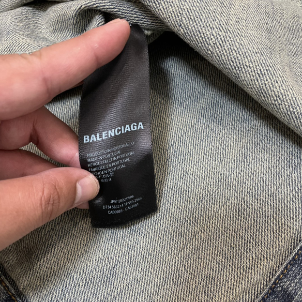 バレンシアガ「Balenciaga」blcg水洗いして古い背中のドリルを作るスローガンデニムジャケット