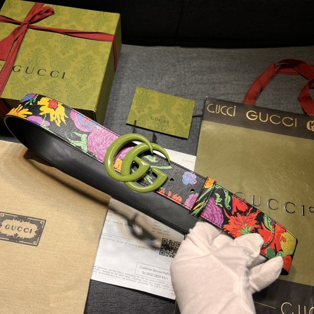 グッチ「Gucci」Ken Scott フローラル プリント GGバックル レザー ベルト100CM