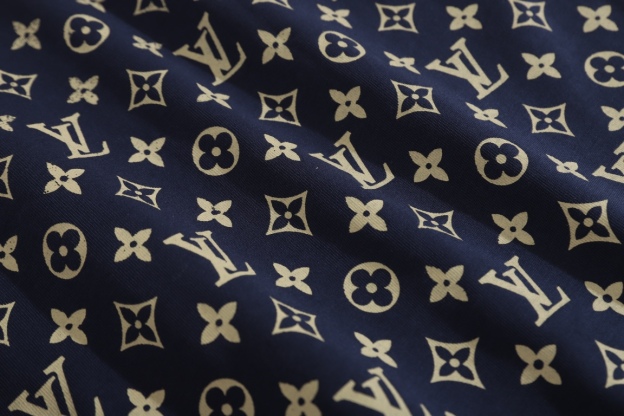 ルイ・ヴィトン「Louis Vuitton」モノグラムオールオーバー 半袖Tシャツ