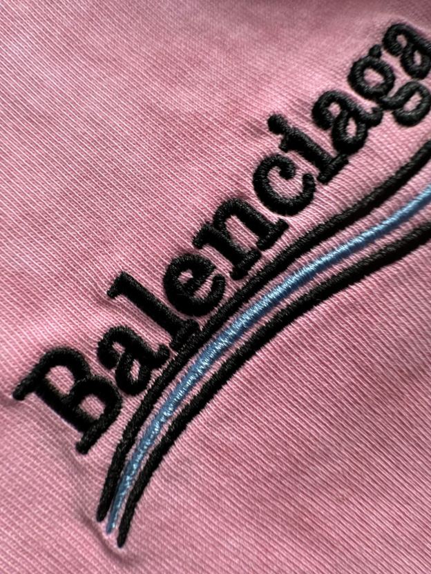 バレンシアガ「Balenciaga」ウェーブ コーラ レター エンブロイダリー Tシャツ