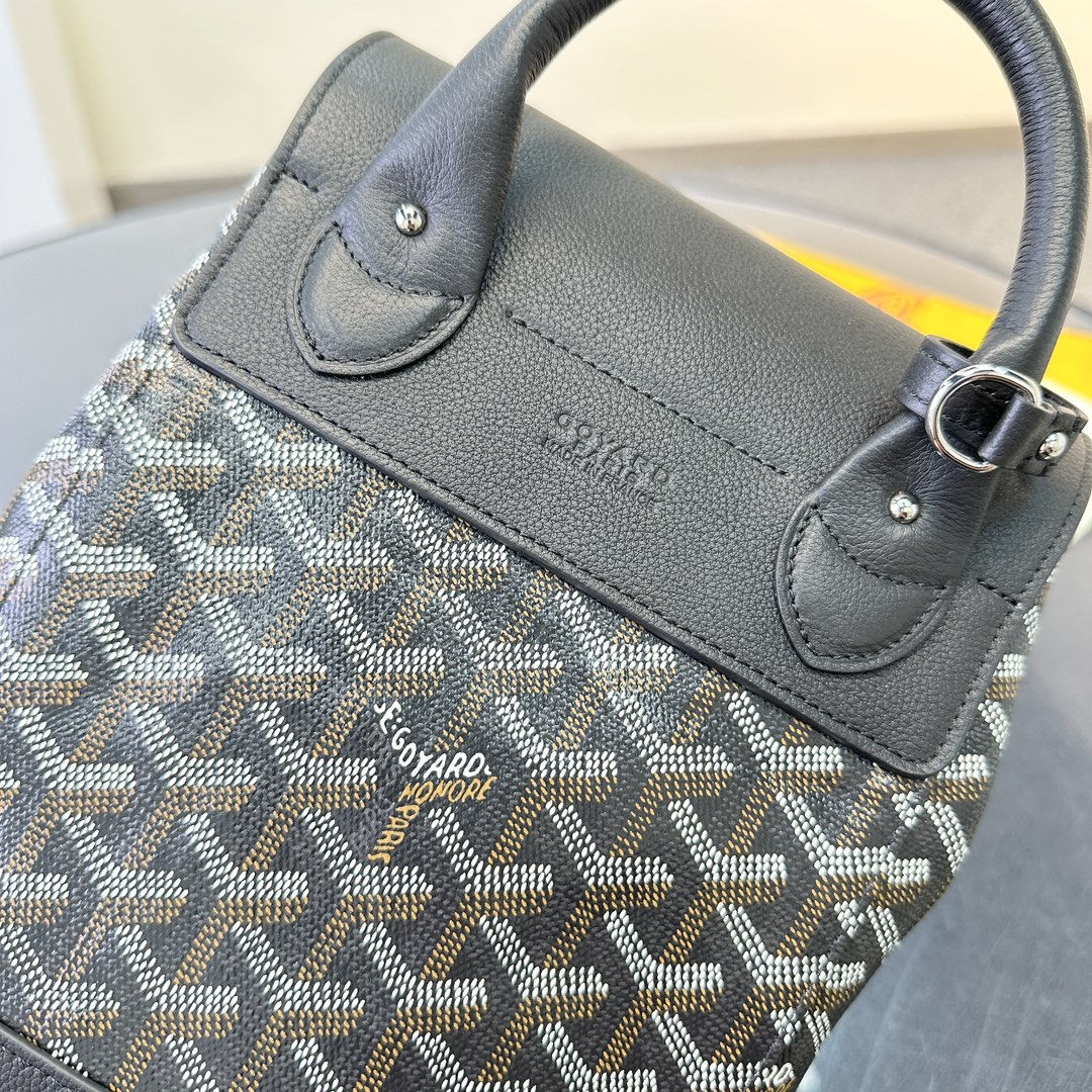 ゴヤール「Goyard」 Alpin Mini ミニバックパック