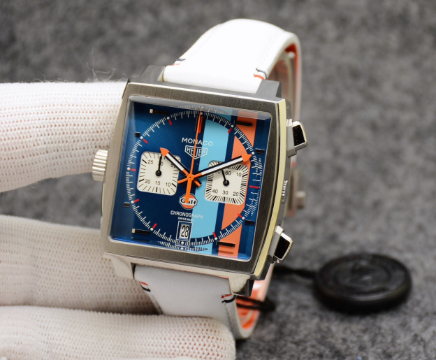 タグ・ホイヤー「TAG Heuer」カレラ クォーツ メンズウォッチ 40mm