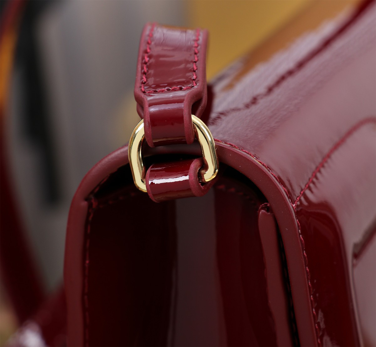 ドルチェ・アンド・ガッバーナ「D&G」ロゴバッグ ジオメトリック ショルダーバッグ