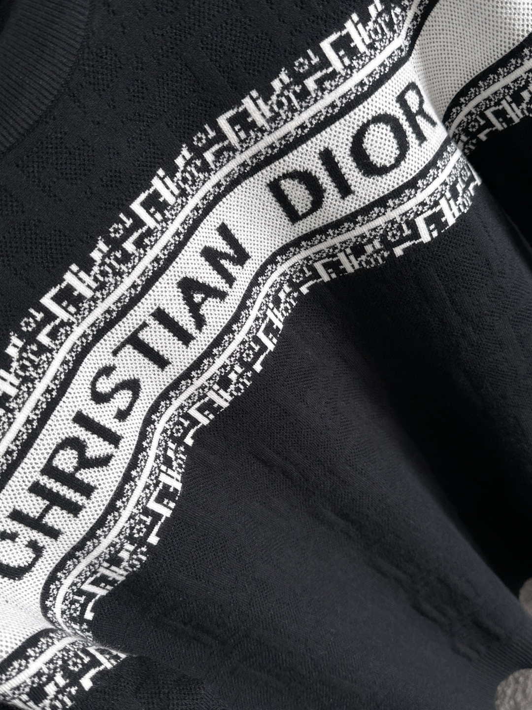 ディオール「Dior」秋冬ウールの丸ネックニットセーター