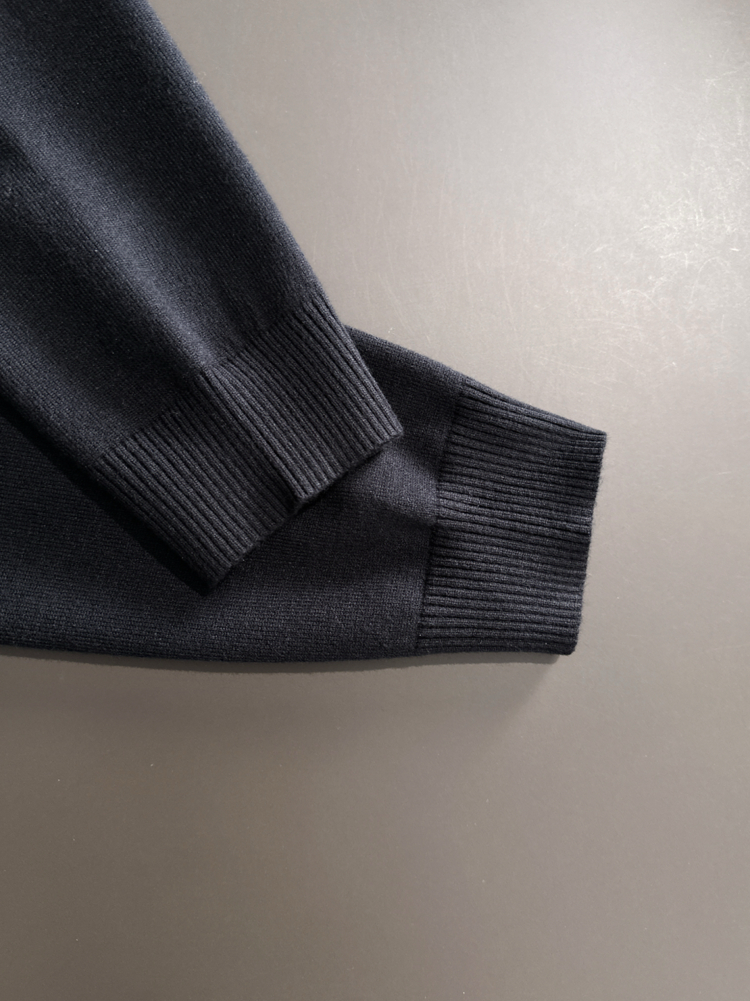 ディオール「Dior」秋冬ウールの丸ネックニットセーター