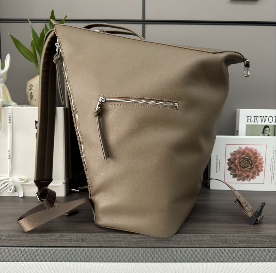 ロエベ「Loewe」Flex バックパック