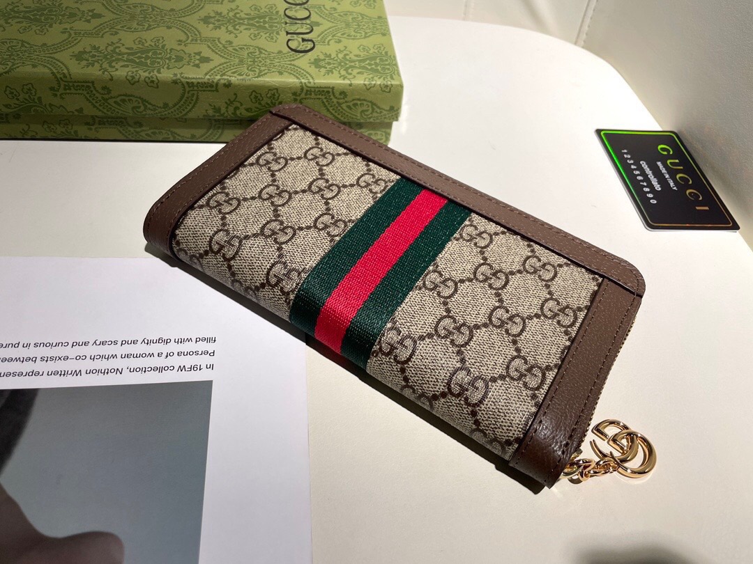 グッチ「Gucci」Marmontシリーズ ジッパーウォレット