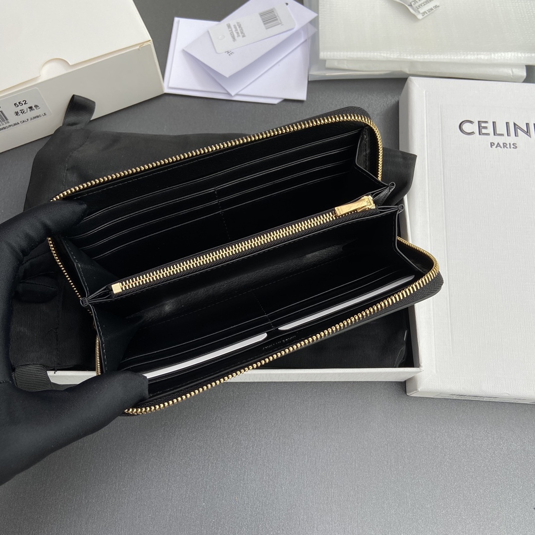 セリーヌ「Celine」ラージ ジップウォレット / トリオンフ キャンバス