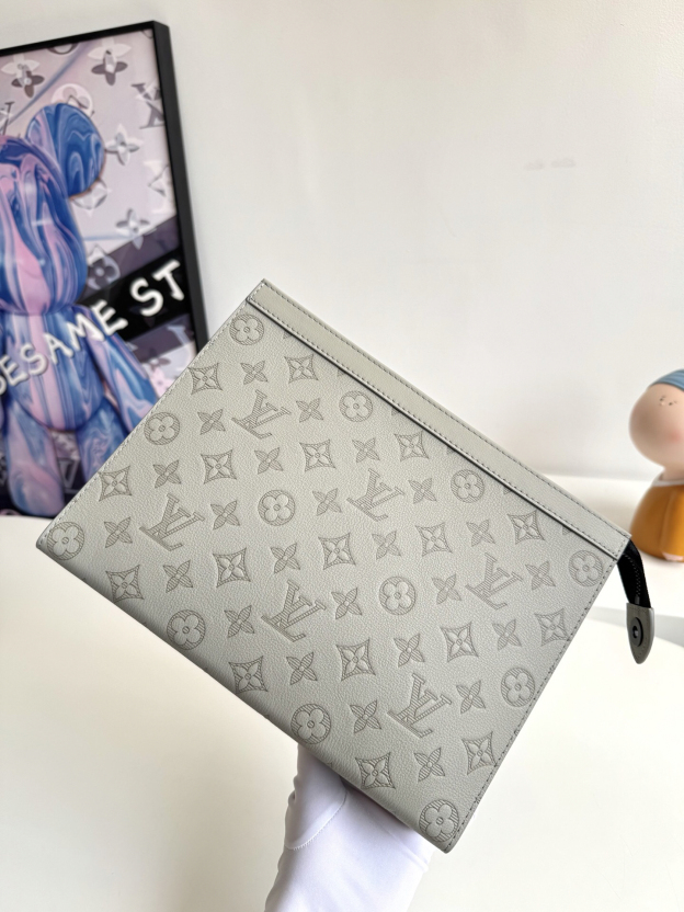 ルイ・ヴィトン「Louis Vuitton」ポシェット･ヴォワヤージュ MM