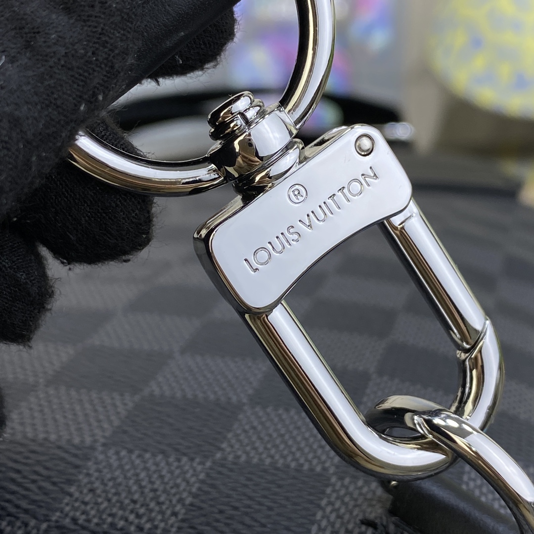 ルイ・ヴィトン「Louis Vuitton」Avenue ショルダーバッグ＆クロスボディバッグ