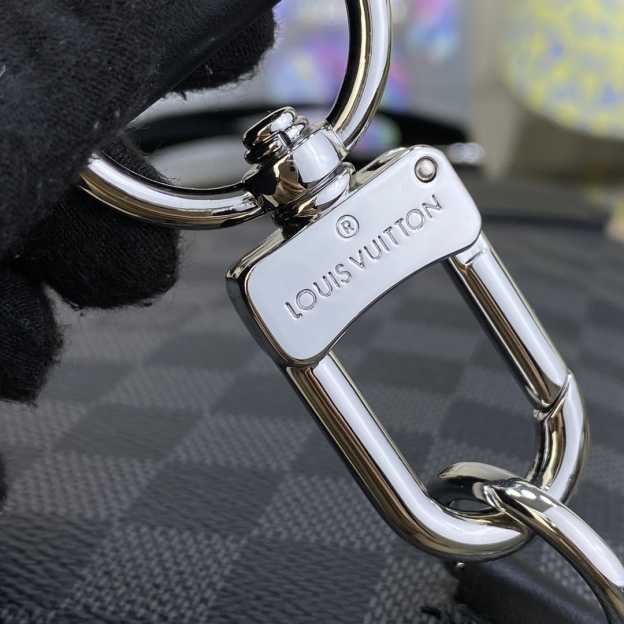 ルイ・ヴィトン「Louis Vuitton」Avenue ショルダーバッグ＆クロスボディバッグ