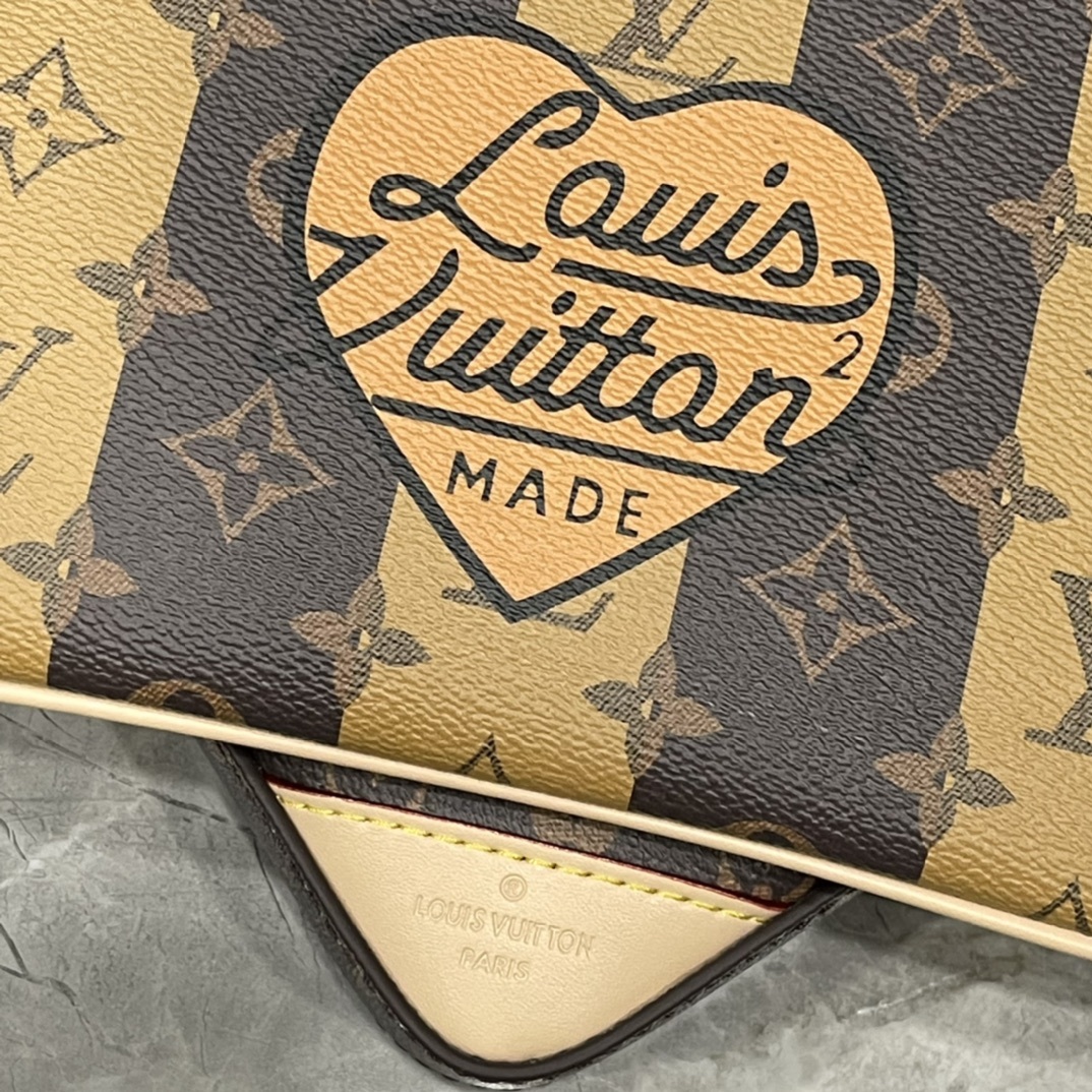 ルイ・ヴィトン「Louis Vuitton」新作 Trio メッセンジャーバッグ