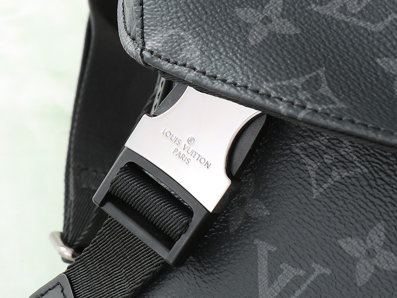 ルイ・ヴィトン「Louis Vuitton」ボード ミディアム メッセンジャーバッグ