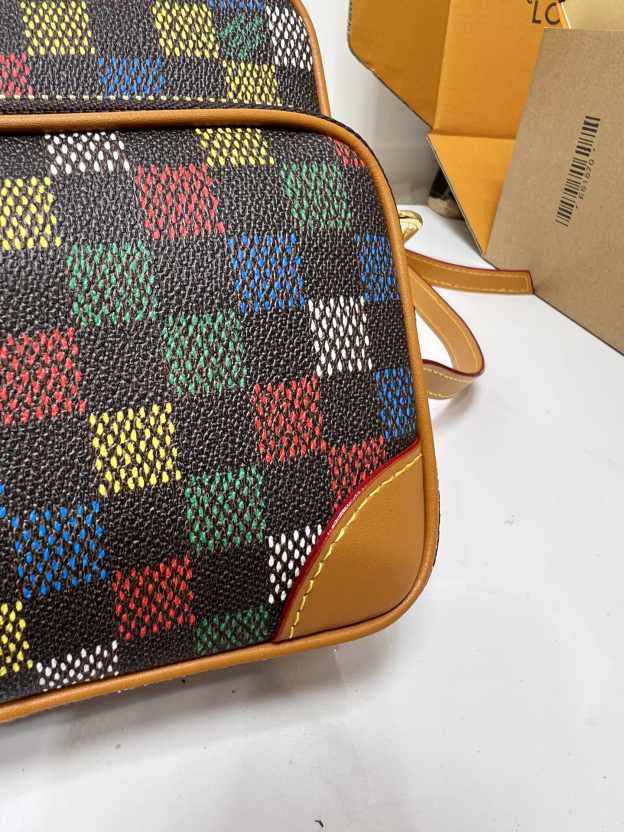 ルイ・ヴィトン「Louis Vuitton」Nil メッセンジャーバッグ