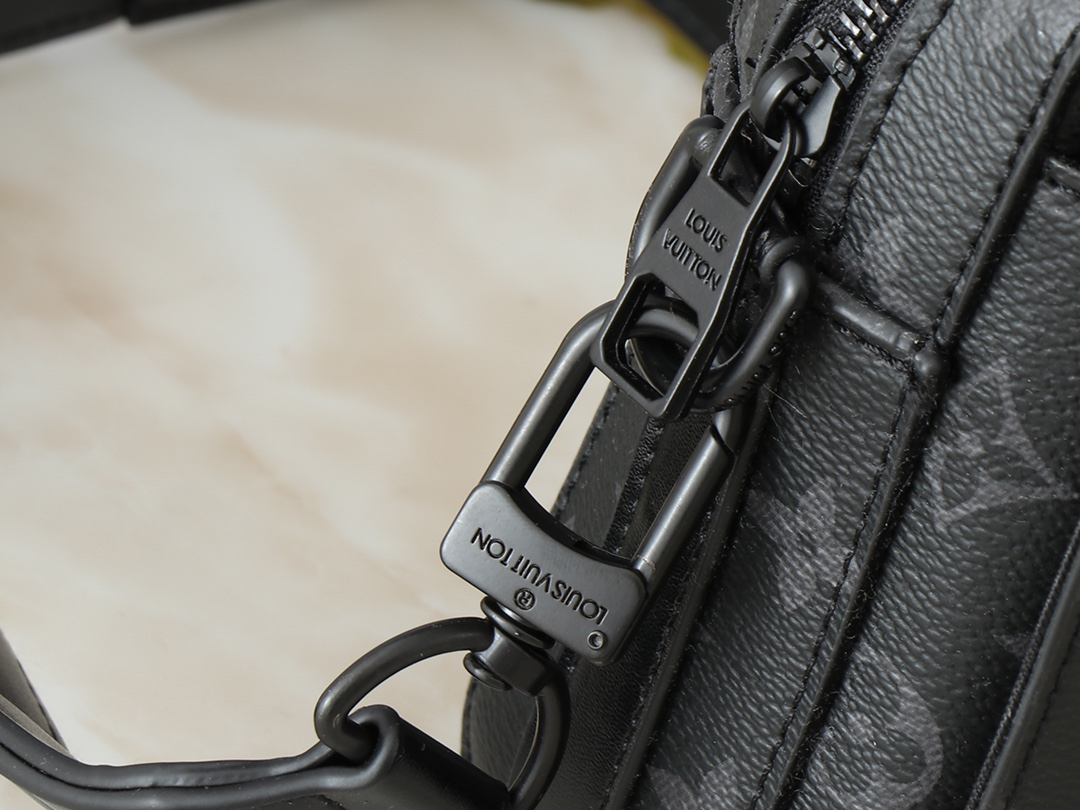 ルイ・ヴィトン「Louis Vuitton」Steamer メッセンジャーバッグ