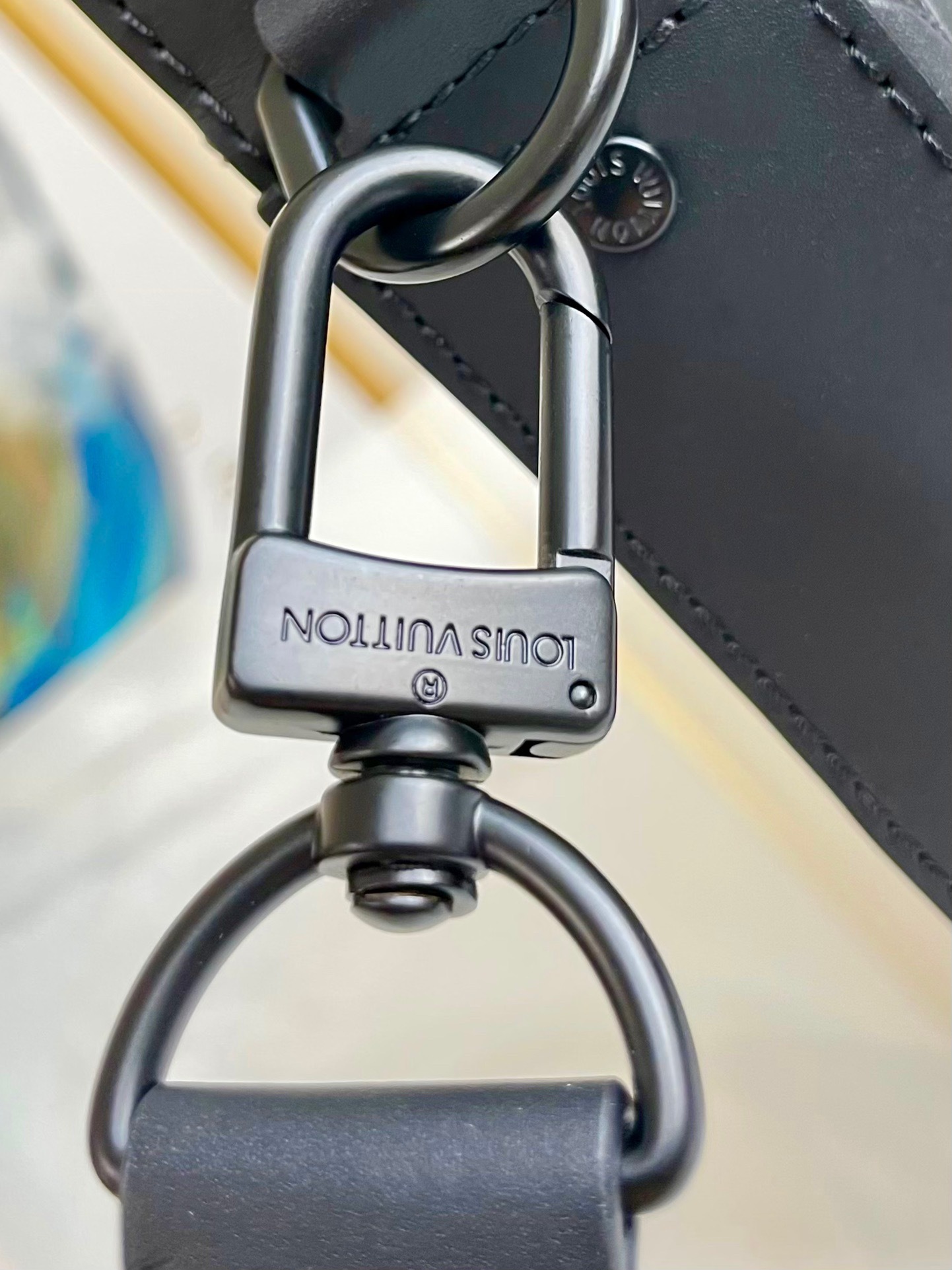 ルイ・ヴィトン「Louis Vuitton」デュオ メッセンジャーバッグ