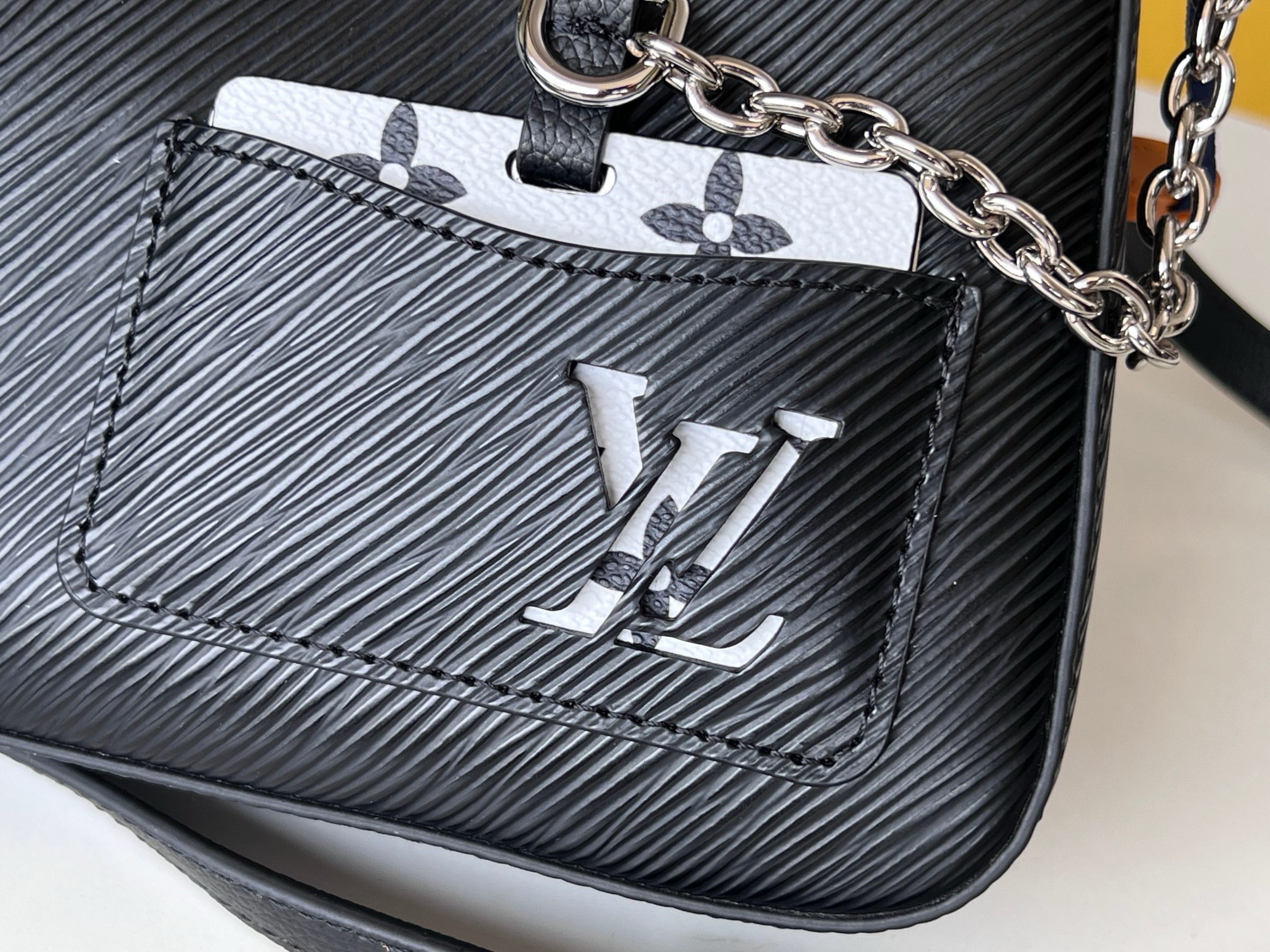 LOUIS VUITTON  Marelliniマレリーニ m20998