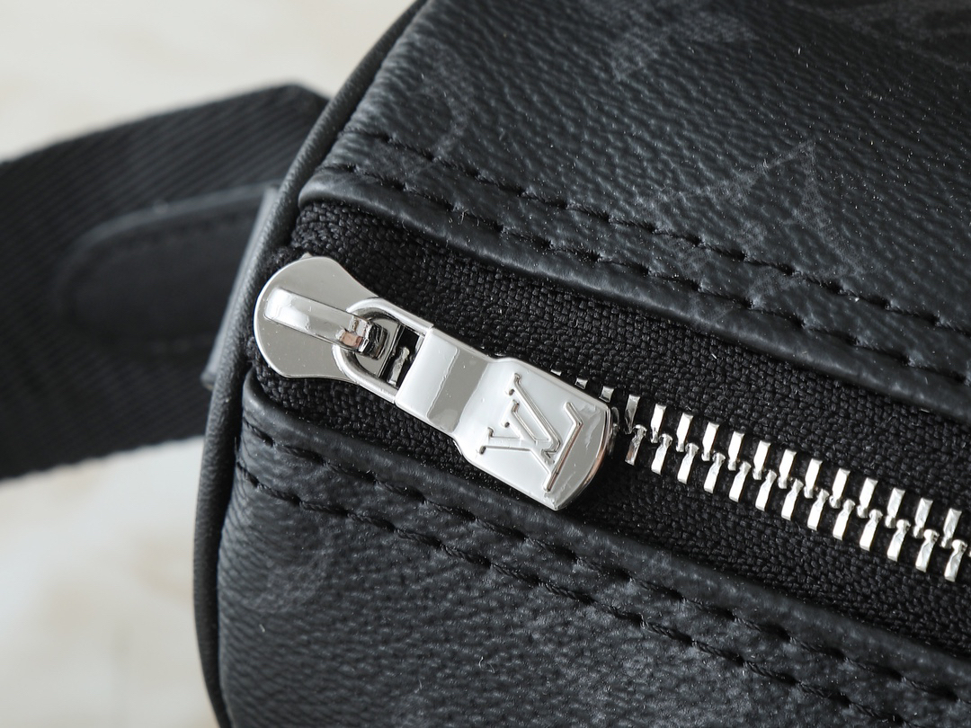 ルイ・ヴィトン キーポル･バンドリエール 25