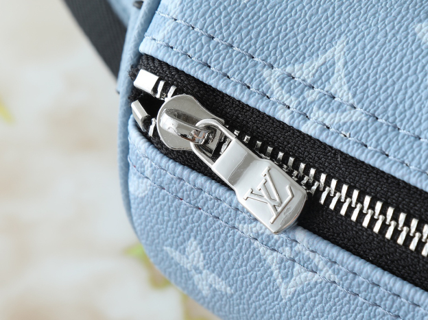 ルイ・ヴィトン キーポル･バンドリエール 25