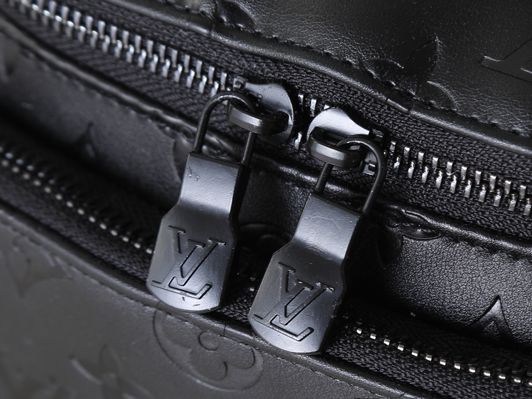 ルイ・ヴィトン ラッシュ･バムバッグ