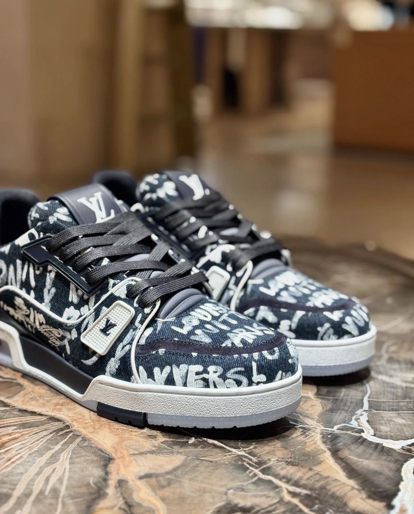 ルイ・ヴィトン「Louis Vuitton」 Trainer スニーカー