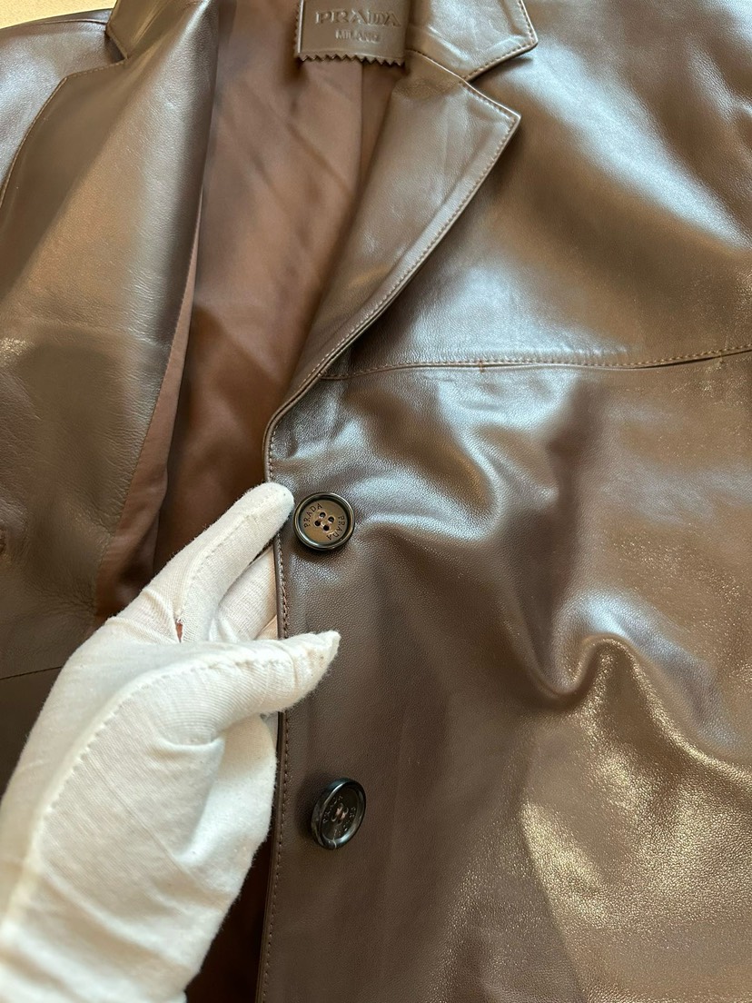 プラダ「Prada」レザー ブレザー