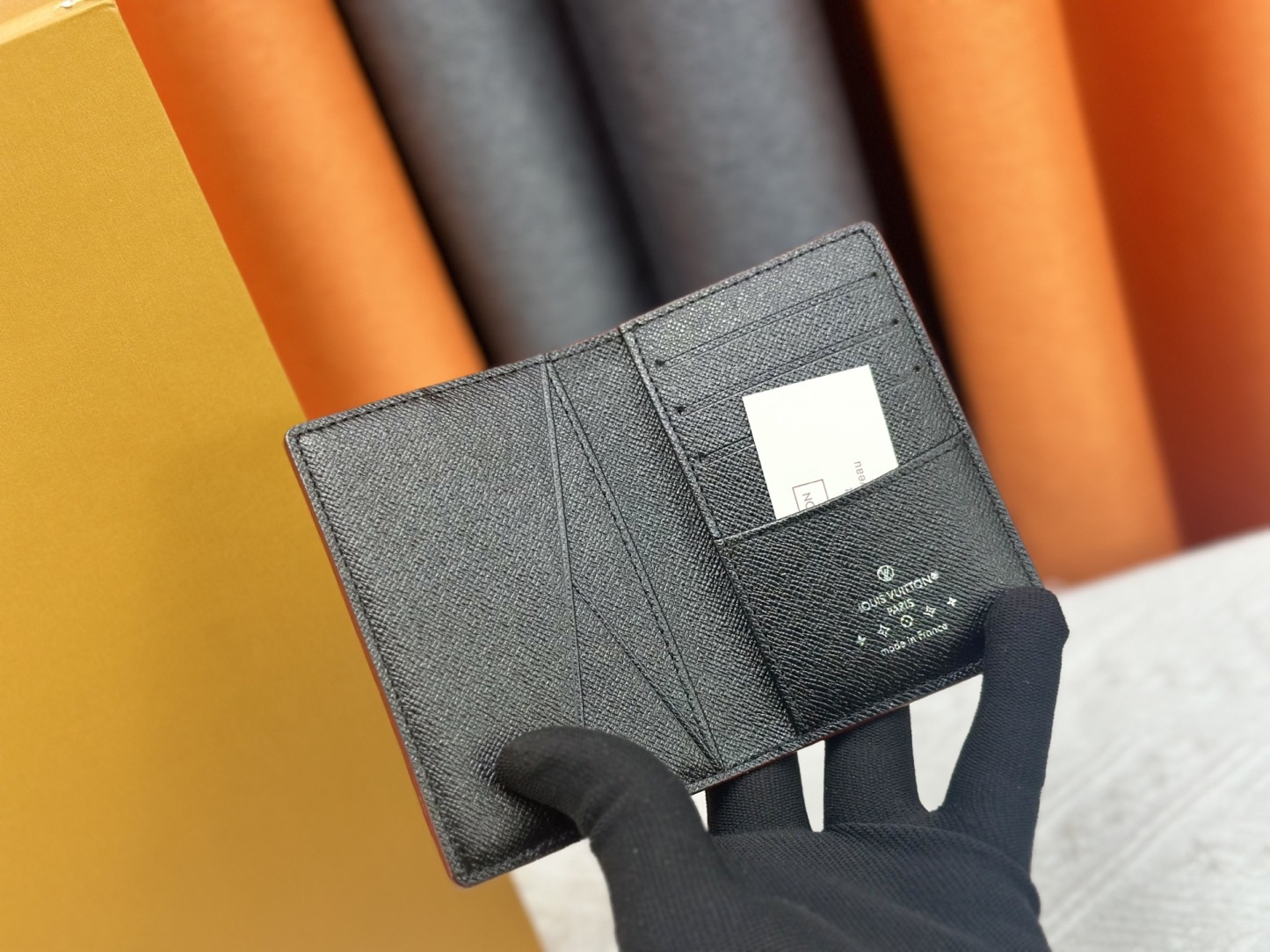 ルイ・ヴィトン「LV x TM」カードケース オーガナイザー･ドゥ ポッシュ