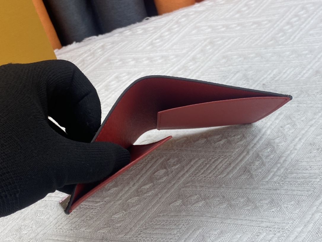 ルイ・ヴィトン パスポートカバー クーヴェルテュール･パスポール