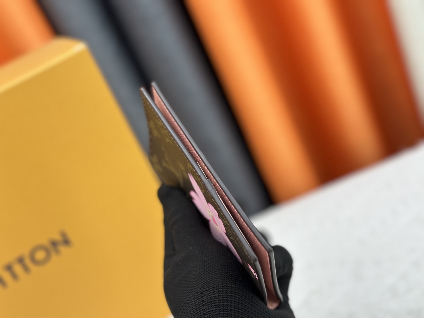 ルイ・ヴィトン パスポートカバー クーヴェルテュール･パスポール