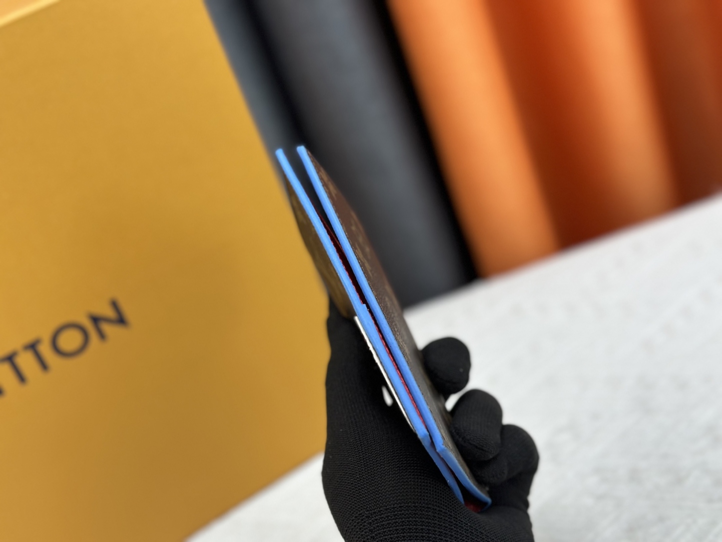 ルイ・ヴィトン パスポートカバー クーヴェルテュール･パスポール