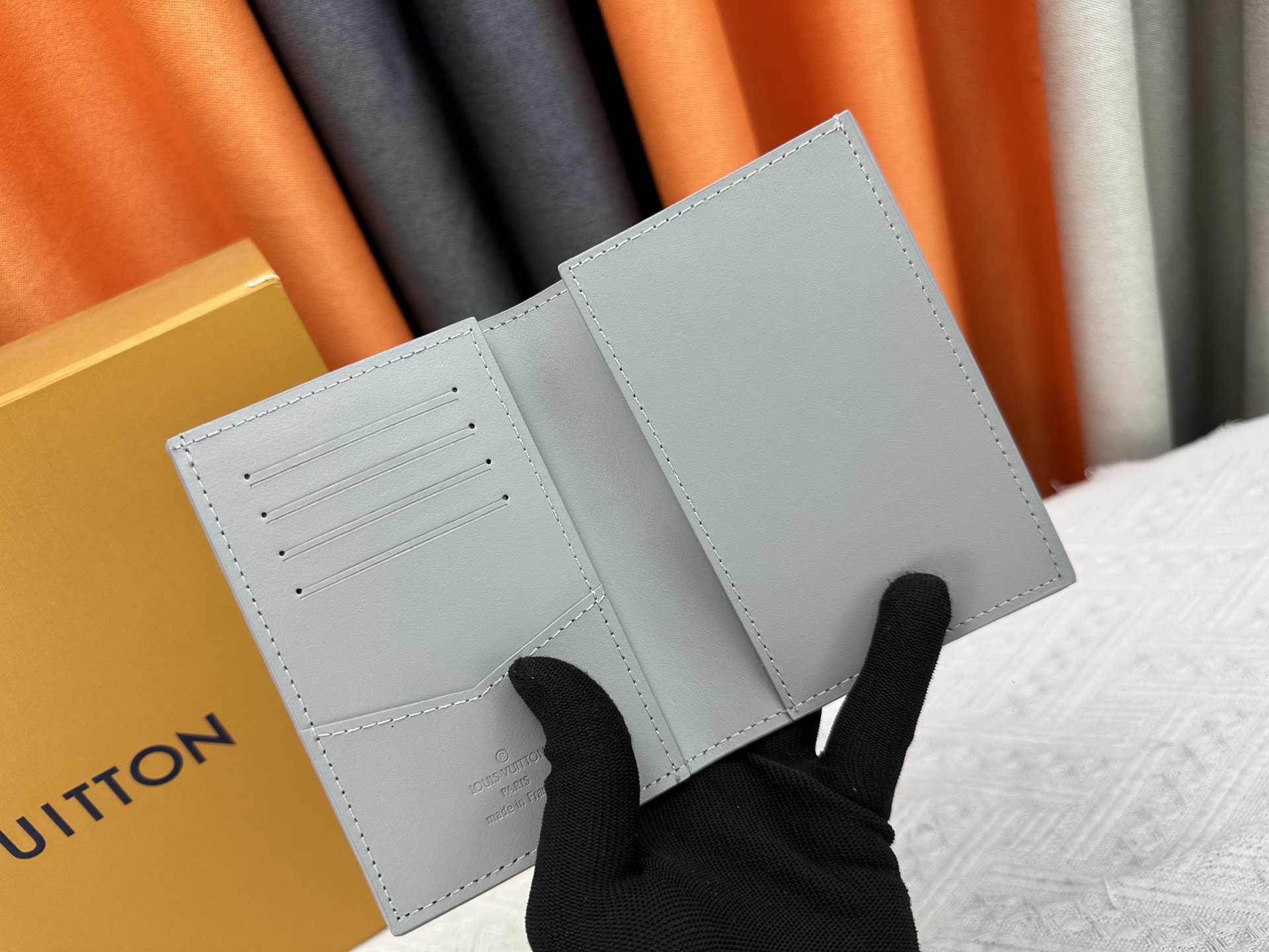 ルイ・ヴィトン パスポートカバー クーヴェルテュール･パスポール