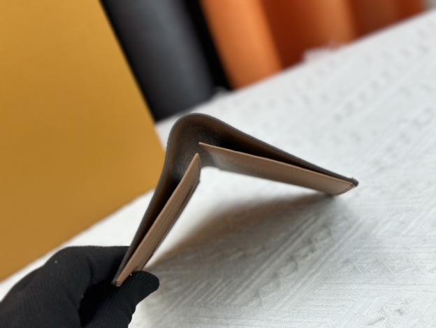 ルイ・ヴィトン パスポートカバー クーヴェルテュール･パスポール