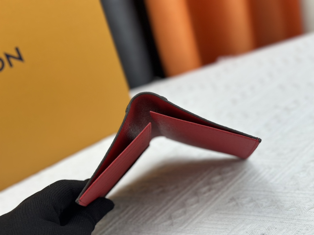 ルイ・ヴィトン パスポートカバー クーヴェルテュール･パスポール