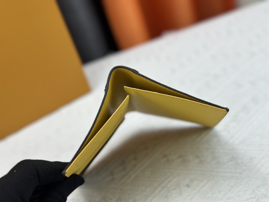 ルイ・ヴィトン パスポートカバー クーヴェルテュール･パスポール