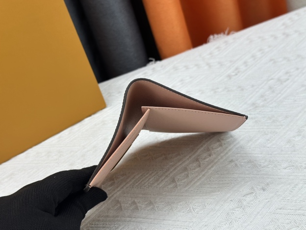 ルイ・ヴィトン パスポートカバー クーヴェルテュール･パスポール