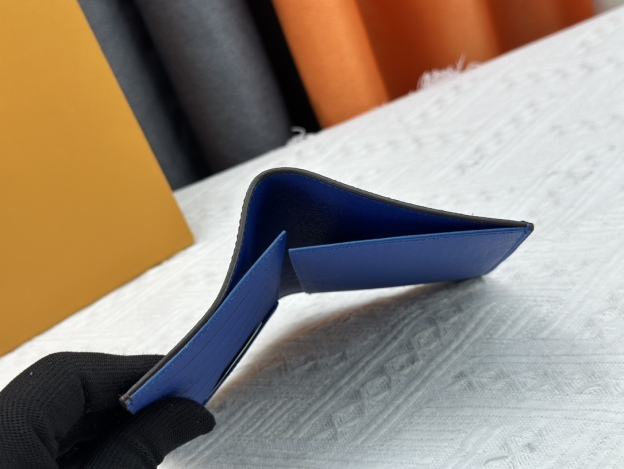 ルイ・ヴィトン パスポートカバー クーヴェルテュール･パスポール