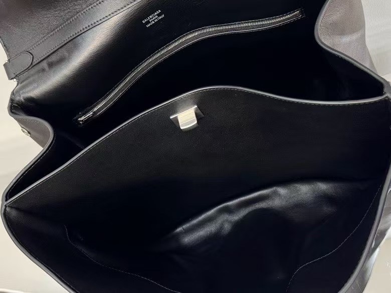 バレンシアガ「Balenciaga」RODEO メンズ メッセンジャーバッグ