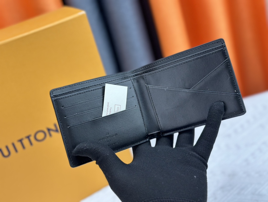 ルイ・ヴィトン ポルトフォイユ･ミュルティプル