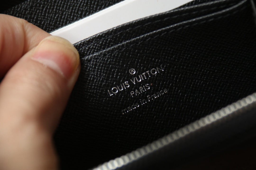 ルイ・ヴィトン ジッピー･コイン パース