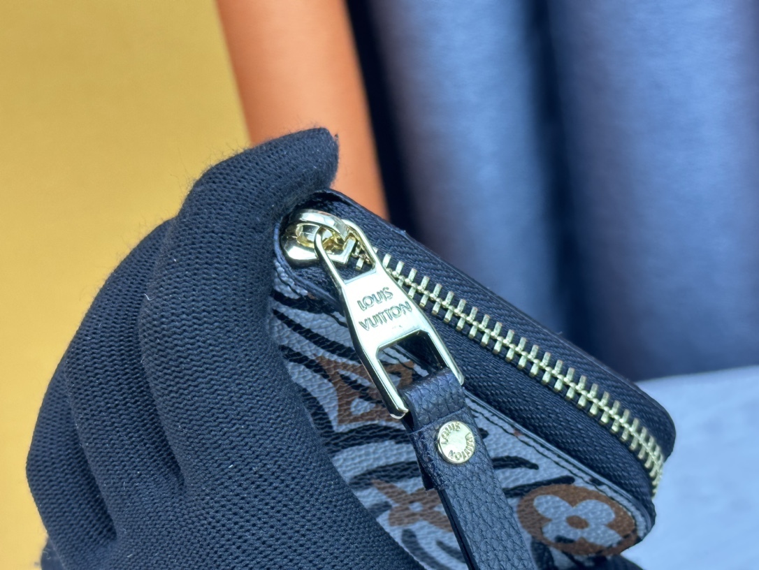 ルイ・ヴィトン ジッピー･コイン パース