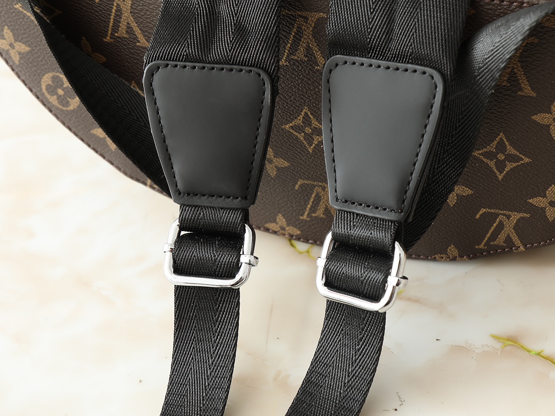 ルイ・ヴィトン「Louis Vuitton」クリストファー MM バックパック