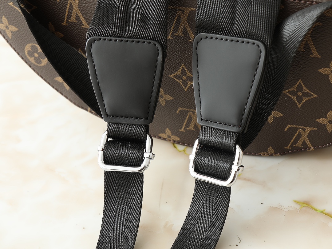 ルイ・ヴィトン「Louis Vuitton」クリストファー MM バックパック