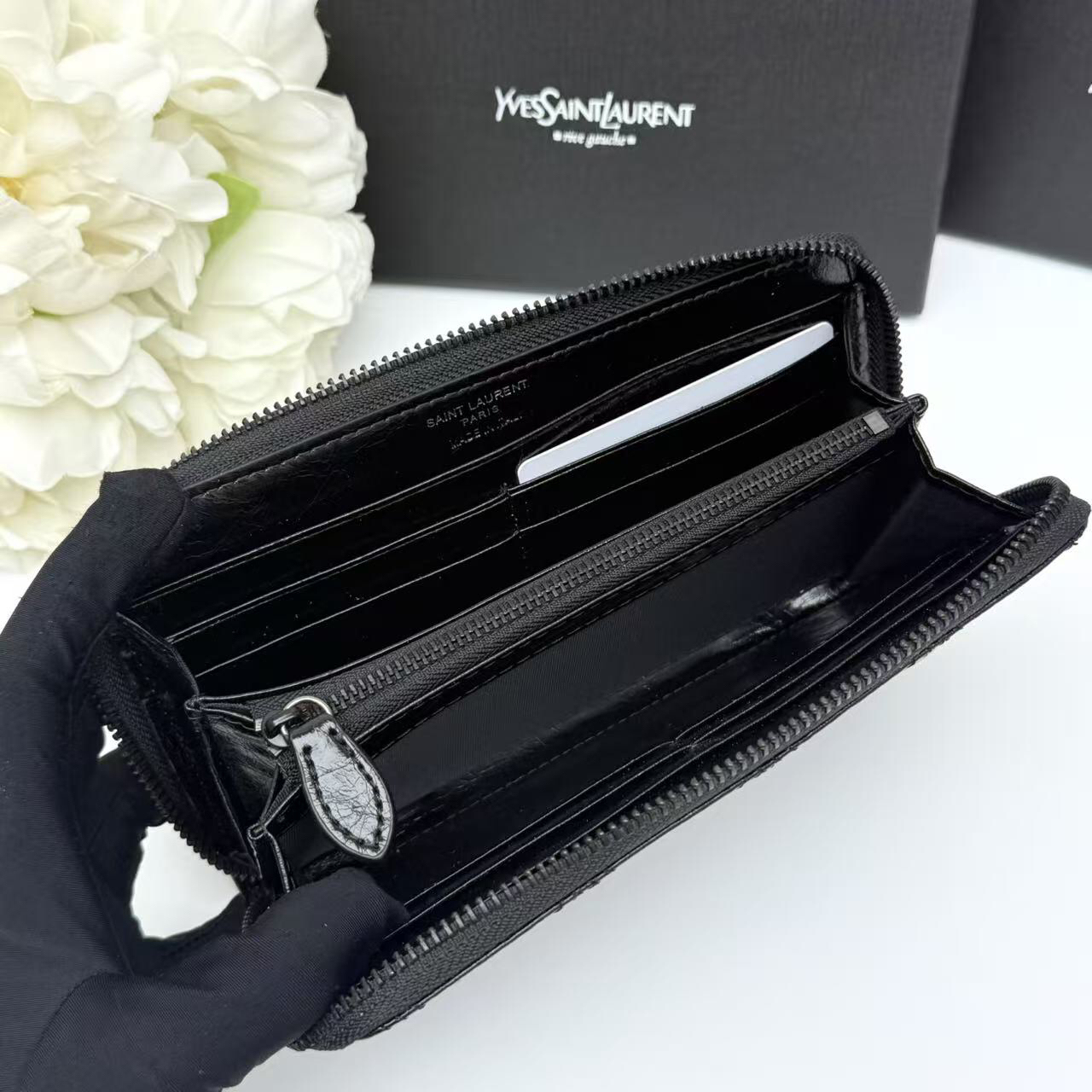 サンローラン「Saint Laurent」ジッパーウォレット