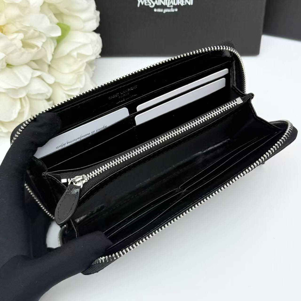 サンローラン「Saint Laurent」ジッパーウォレット