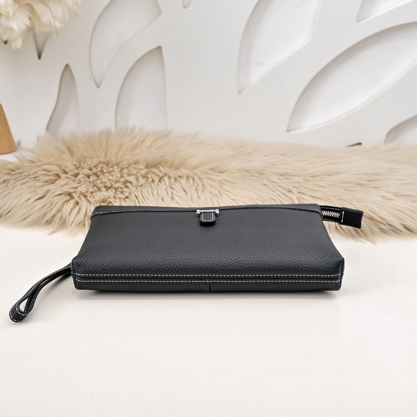 エルメス レザー クラッチバッグ