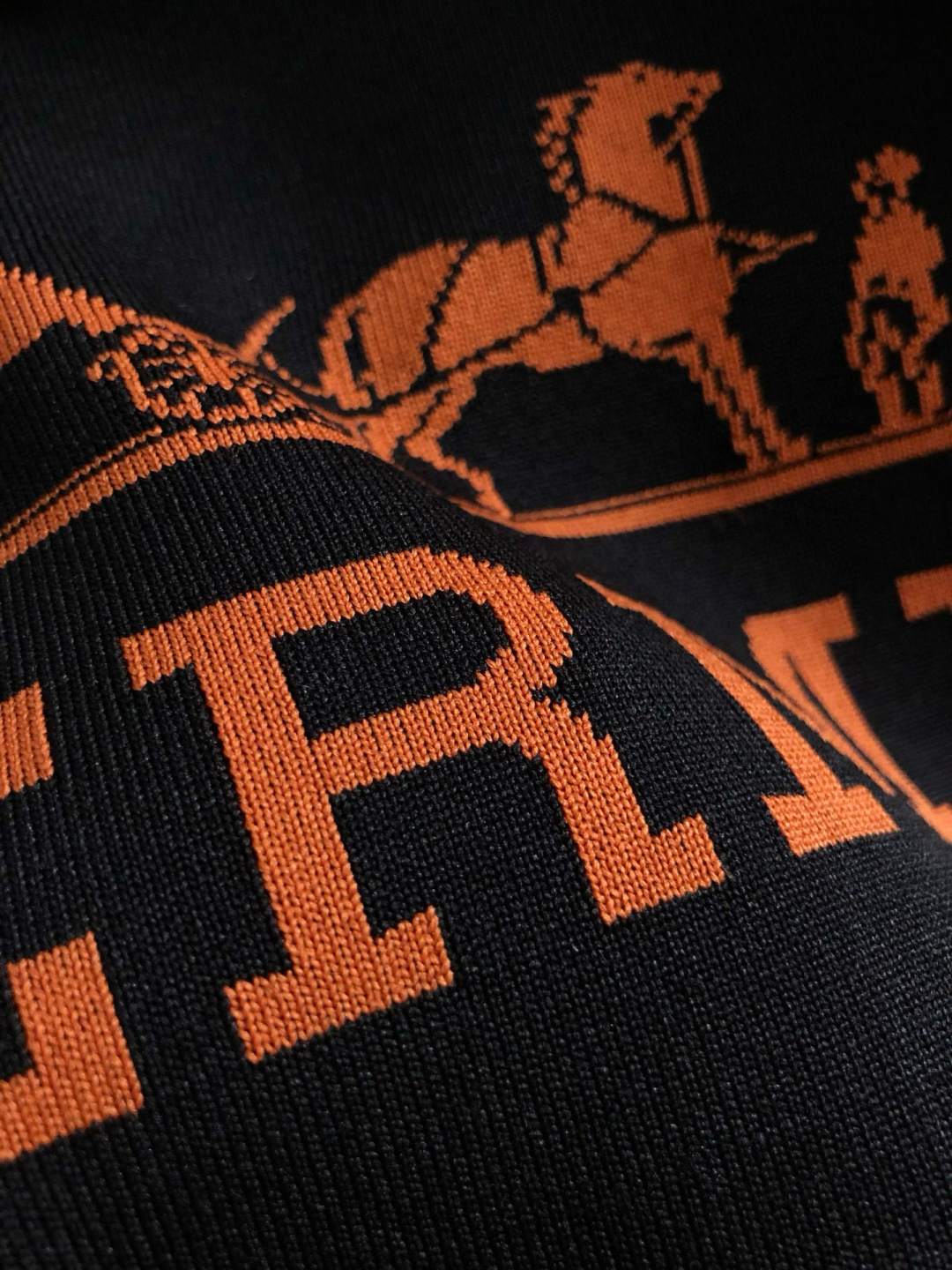 エルメス「Hermès」秋冬新作ラウンドネックスウェット