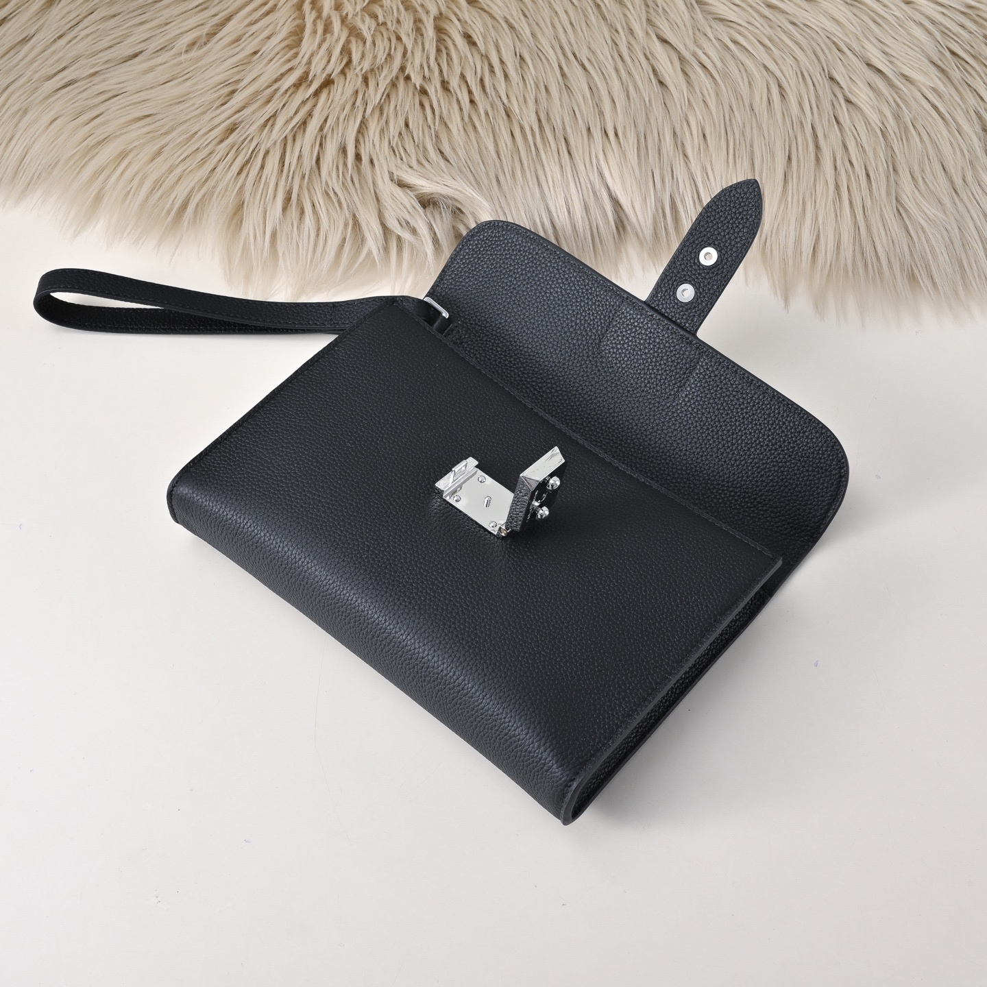 エルメス サック・ア・デペシュ 24 ポーチ「Sac a Depeches」